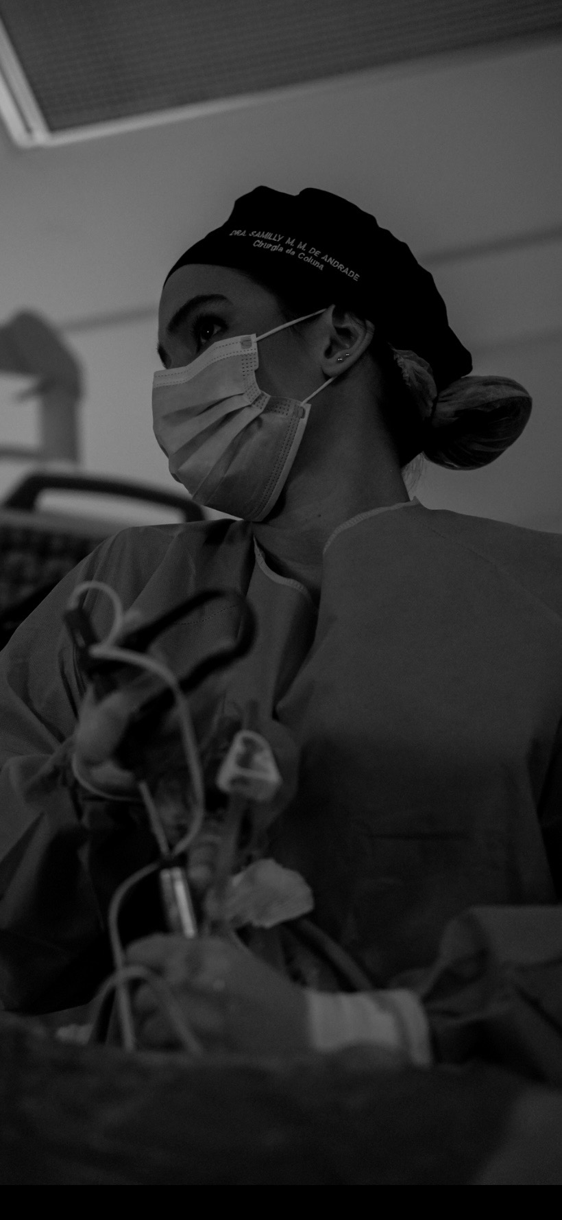 Dra. Samilly em procedimento cirúrgico